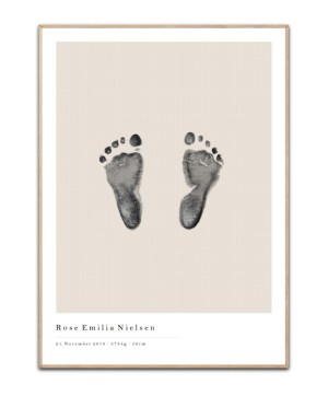 Personalisierter Poster mit Kinderfüßen Beige, frei wählbarer Name & Datum
